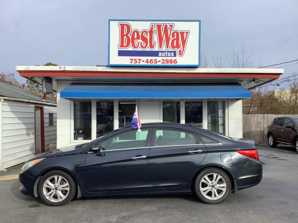 2012 Hyundai Sonata Limited's photo