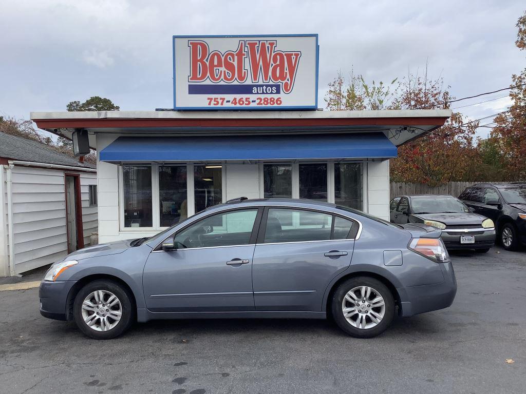 2012 Nissan Altima S's photo